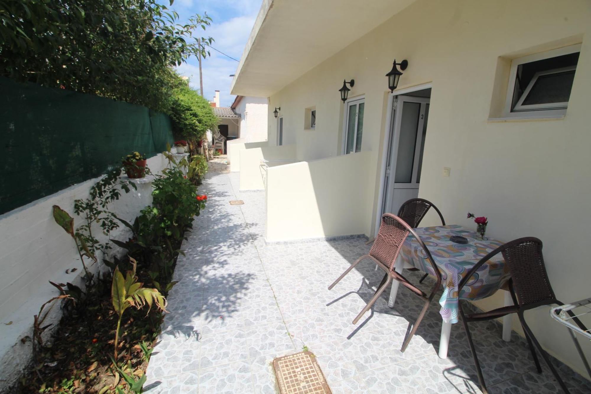 Tony'S Apartments Agios Georgios  Exterior photo
