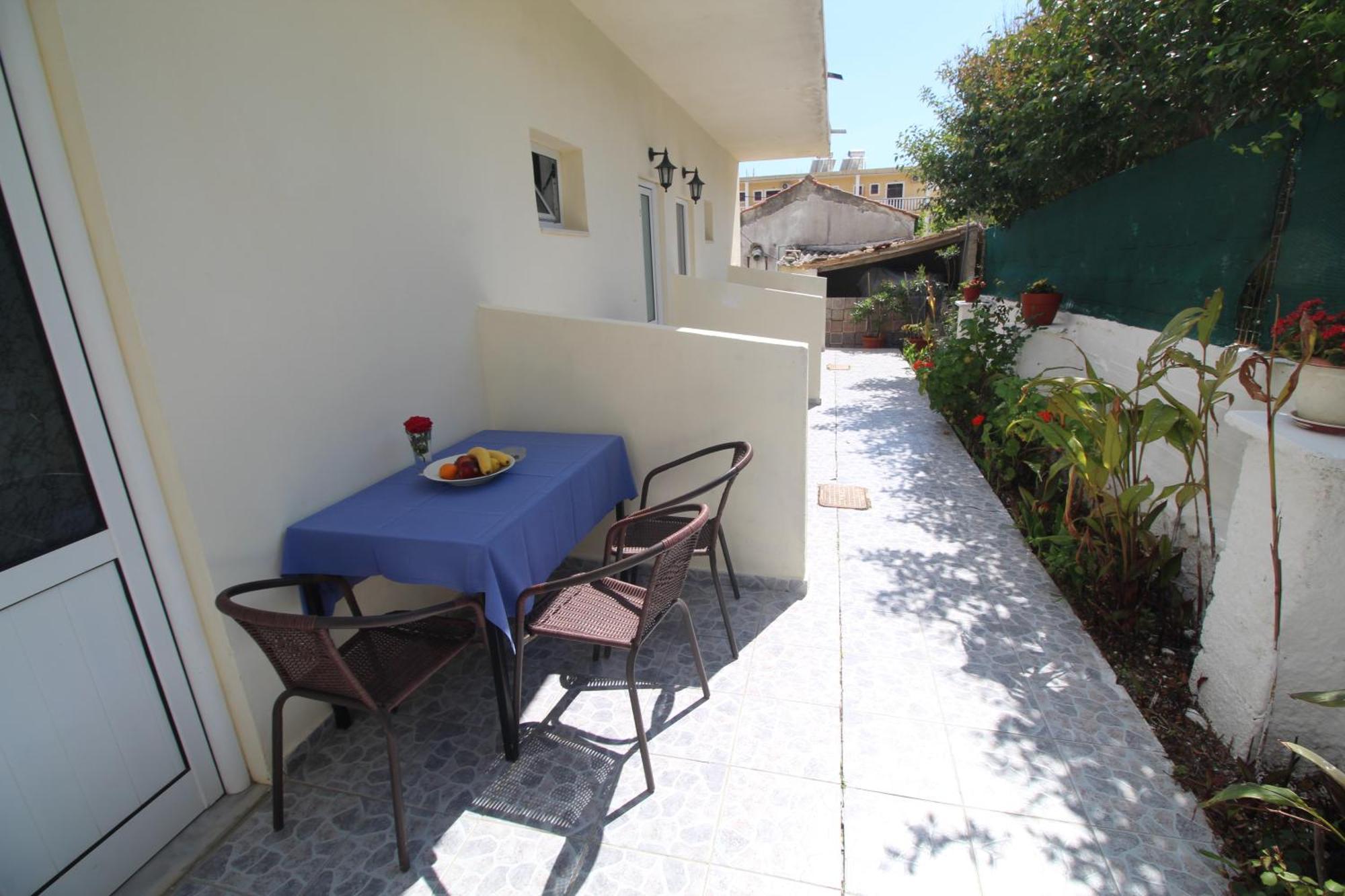 Tony'S Apartments Agios Georgios  Exterior photo