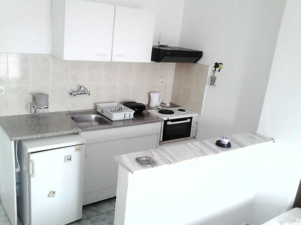 Tony'S Apartments Agios Georgios  Exterior photo