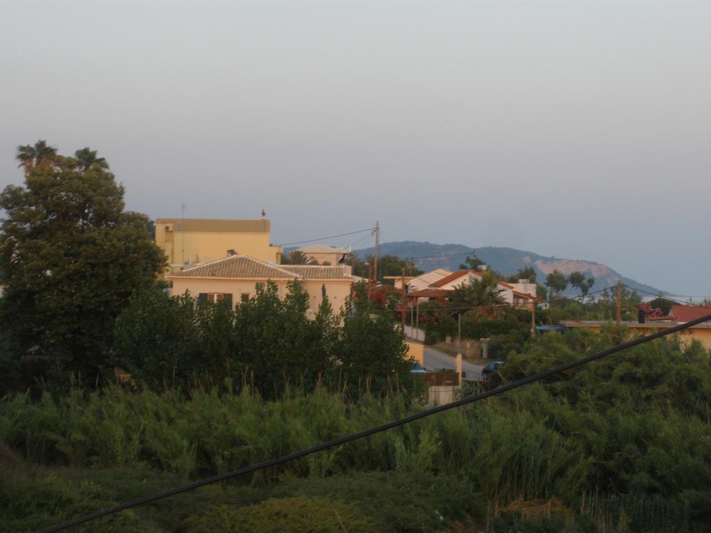 Tony'S Apartments Agios Georgios  Exterior photo
