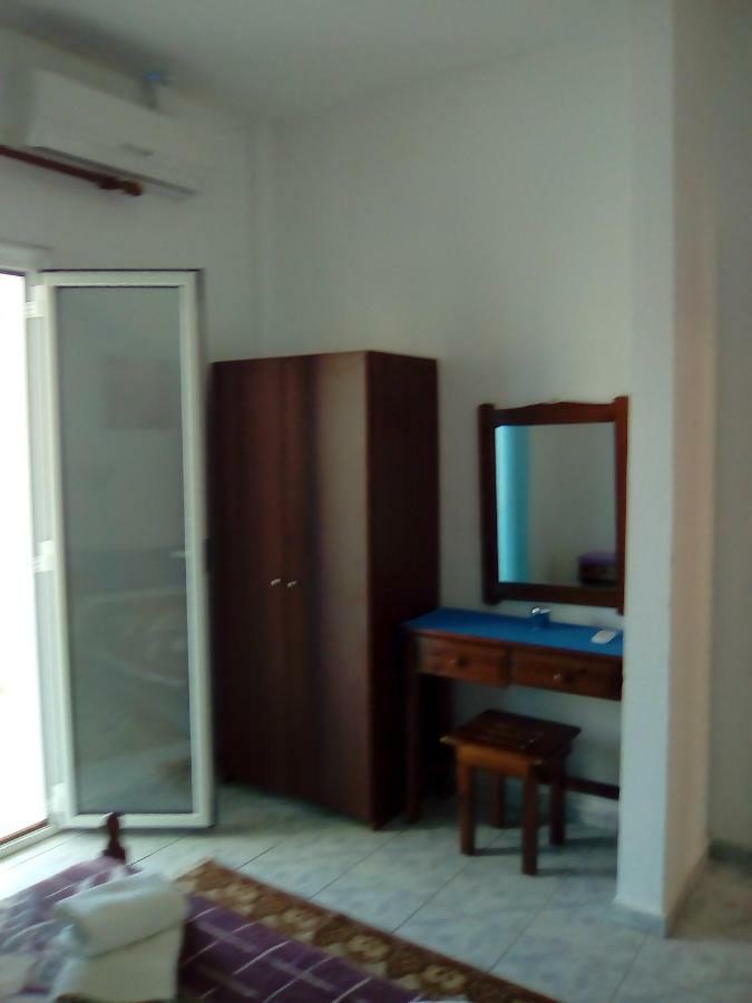 Tony'S Apartments Agios Georgios  Exterior photo
